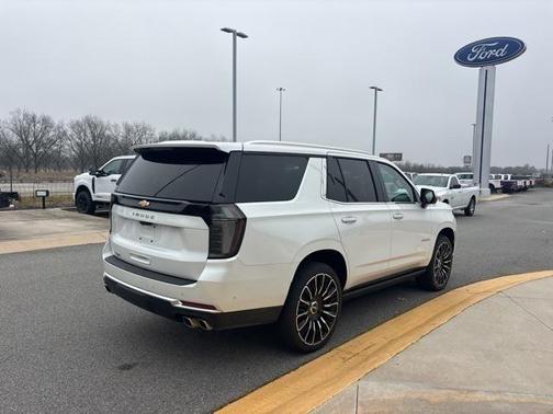 2025 Chevrolet Tahoe 4WD High Country