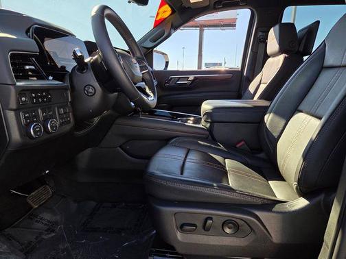 2025 Chevrolet Tahoe 4WD High Country