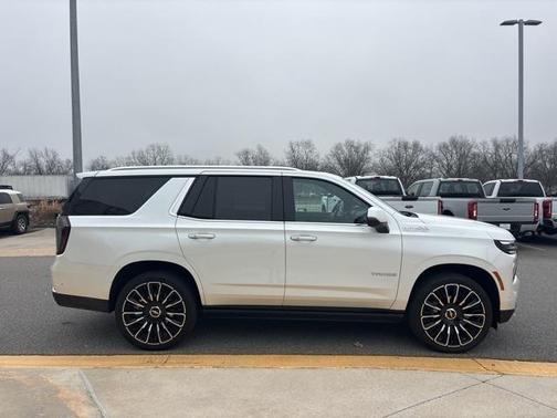 2025 Chevrolet Tahoe 4WD High Country