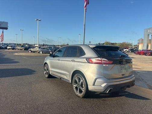 2023 Ford Edge ST