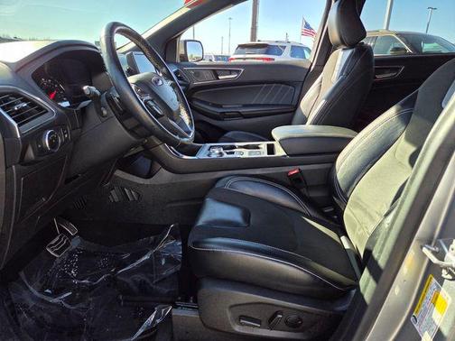 2023 Ford Edge ST