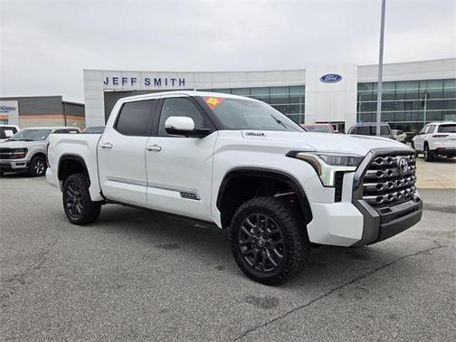 2025 Toyota Tundra Hybrid Platinum