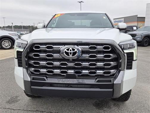 2025 Toyota Tundra Hybrid Platinum