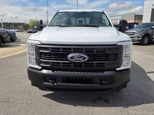 Oxford White 2026 Ford F-350 XL