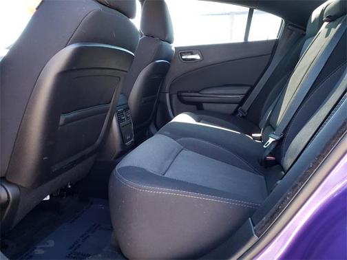 Plum Crazy Pearlcoat 2018 Dodge Charger SXT