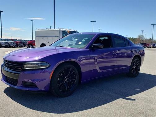 Plum Crazy Pearlcoat 2018 Dodge Charger SXT