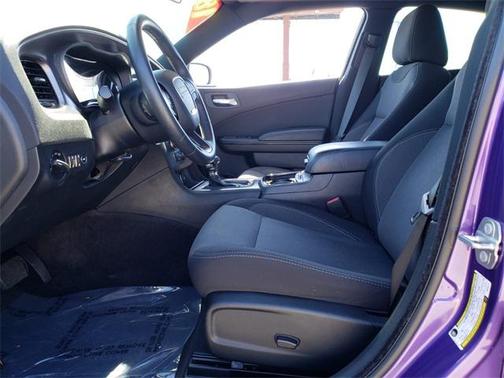 Plum Crazy Pearlcoat 2018 Dodge Charger SXT