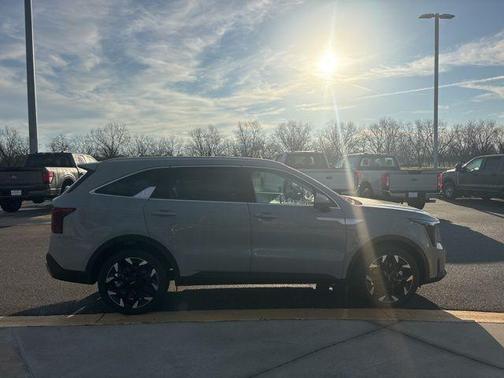 2026 Kia Sorento EX