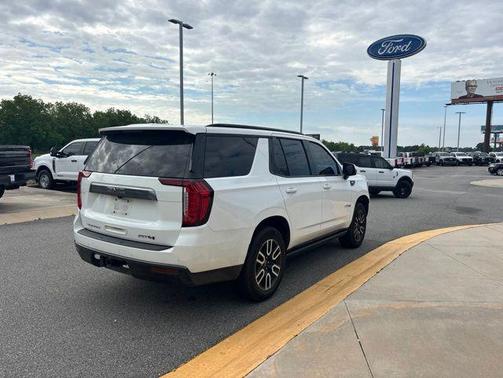 Summit White 2021 GMC Yukon 4WD AT4