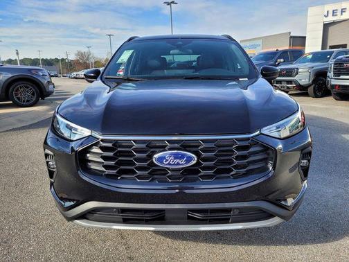 agate black metallic 2026 Ford Escape ST-Line Select