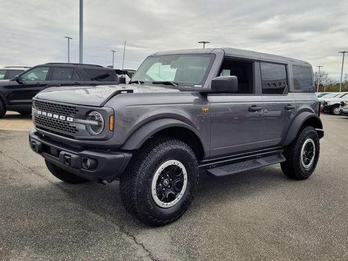 Gray 2025 Ford Bronco Badlands