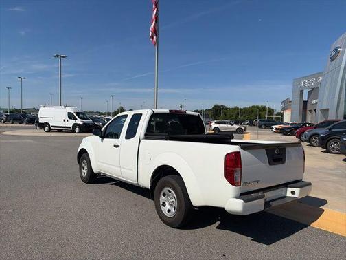 Glacier White 2019 Nissan Frontier S