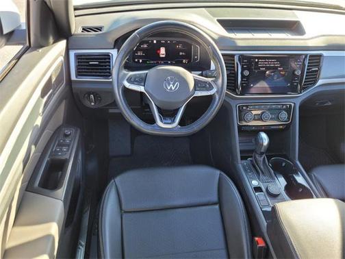 2022 Volkswagen Atlas Cross Sport 3.6L V6 SEL R-Line