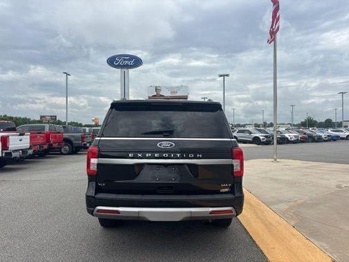 Black Metallic 2024 Ford Expedition Max XLT