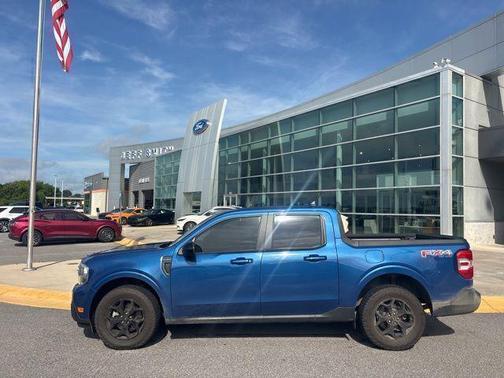 Atlas Blue Metallic 2024 Ford Maverick Lariat