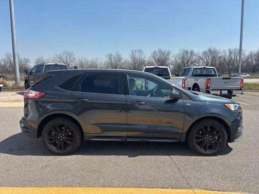2023 Ford Edge ST Line