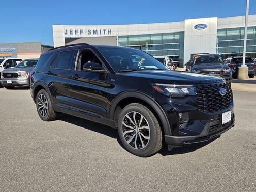 Agate Black Metallic 2026 Ford Explorer ST-Line