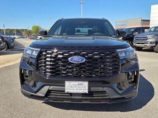 Agate Black Metallic 2026 Ford Explorer ST-Line