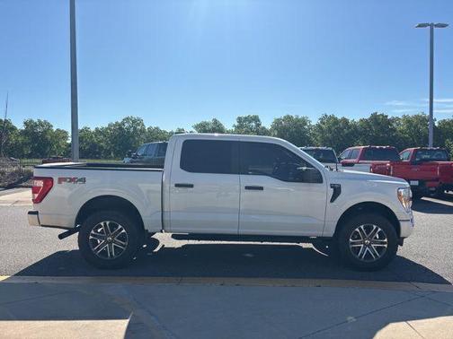 Oxford White 2022 Ford F-150 XL