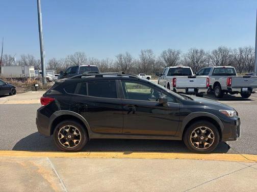 Crystal Black Silica 2018 Subaru Crosstrek 2.0i