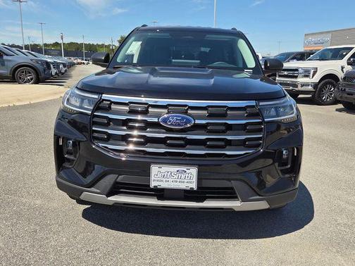 Agate Black Metallic 2026 Ford Explorer Active