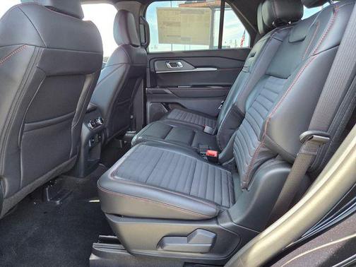 Agate Black Metallic 2026 Ford Explorer ST-Line