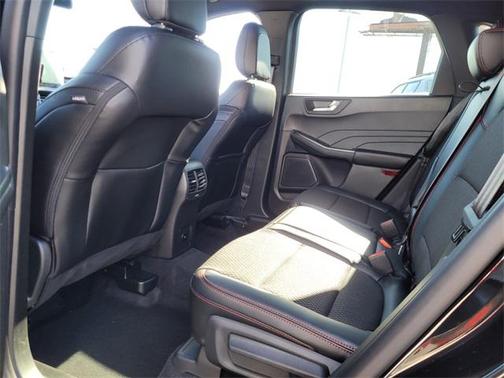 2026 Ford Escape ST-Line Elite