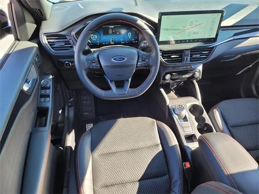 2026 Ford Escape ST-Line Elite