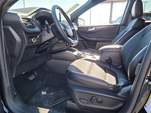 2026 Ford Escape ST-Line Elite