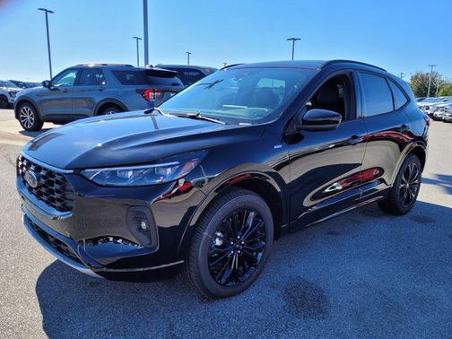 agate black metallic 2026 Ford Escape ST-Line Elite