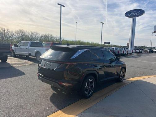 Phantom Black 2023 Hyundai TUCSON Limited