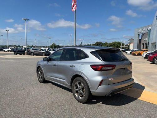 Iconic Silver Metallic 2024 Ford Escape ST-Line