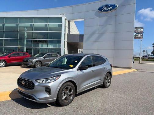 Iconic Silver Metallic 2024 Ford Escape ST-Line