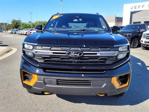 2025 Ford Expedition Tremor