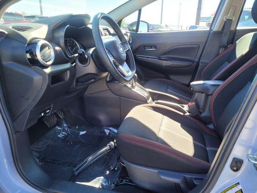 2024 Nissan Versa 1.6 S