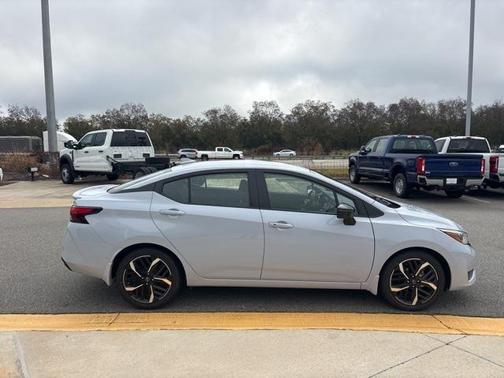 2024 Nissan Versa 1.6 S