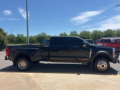 Black Metallic 2023 Ford F-450 Lariat
