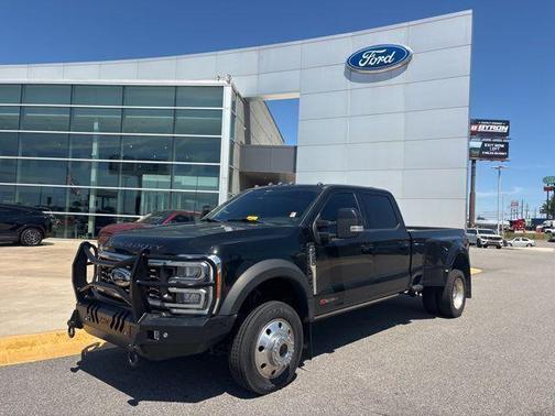 Black Metallic 2023 Ford F-450 Lariat