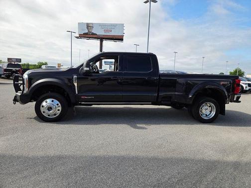 Black Metallic 2023 Ford F-450 Lariat