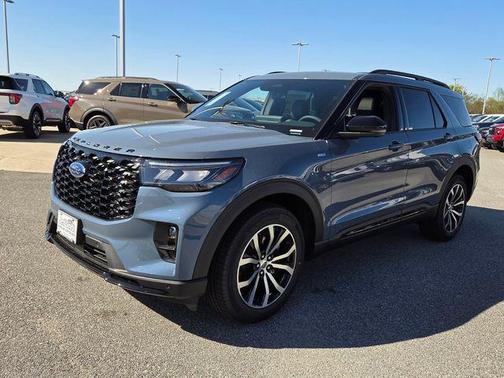 Vapor Blue Metallic 2026 Ford Explorer ST-Line