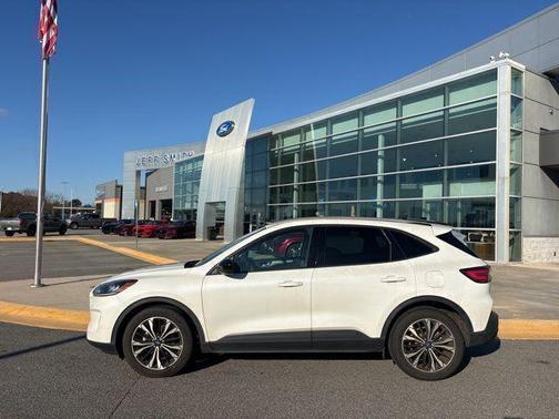 2021 Ford Escape SE