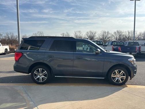 2022 Ford Expedition XLT