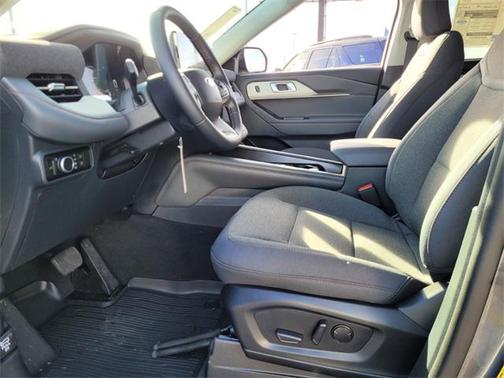 2026 Ford Explorer Active (200A)