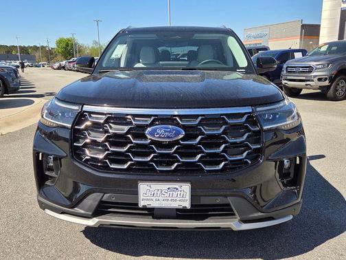 Agate Black Metallic 2026 Ford Explorer Platinum