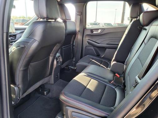 Agate Black Metallic 2026 Ford Escape ST-Line