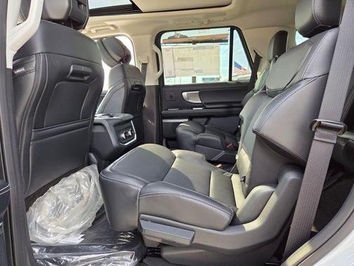 Space Silver Metallic 2026 Ford Expedition Platinum