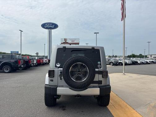 2015 Jeep Wrangler Sahara