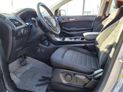 2019 Ford Edge SE