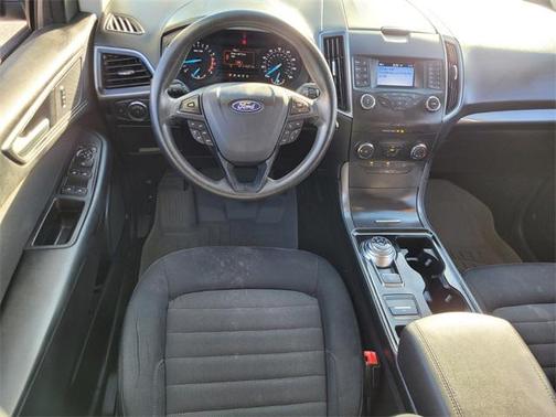 2019 Ford Edge SE