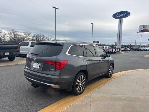 2017 Honda Pilot Elite